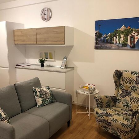Garden View Salandra Apartment - Bari Policlinico Dış mekan fotoğraf